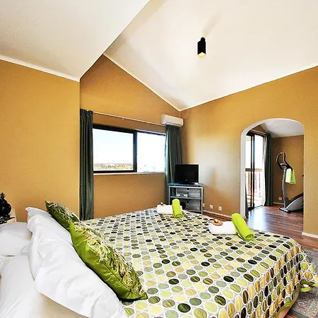 Penthouse In Albufeira With Private Pool