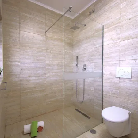 Penthouse In Albufeira With Private Pool *