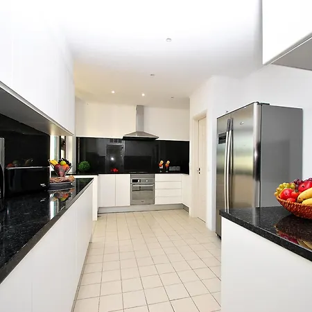 아파트 Penthouse In Albufeira With Private Pool 알부페이라