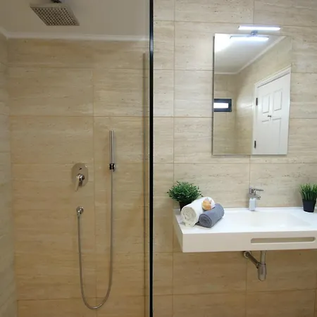 Penthouse In Albufeira With Private Pool * 알부페이라
