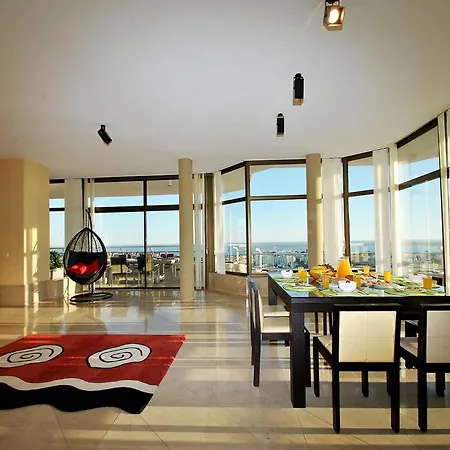 Penthouse In Albufeira With Private Pool 아파트 *